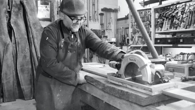 track saw featured image
